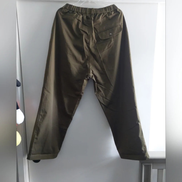 High Rise Elastic Waistband Dark Green pants Lightweight packable Ankle crop L - Picture 5 of 6